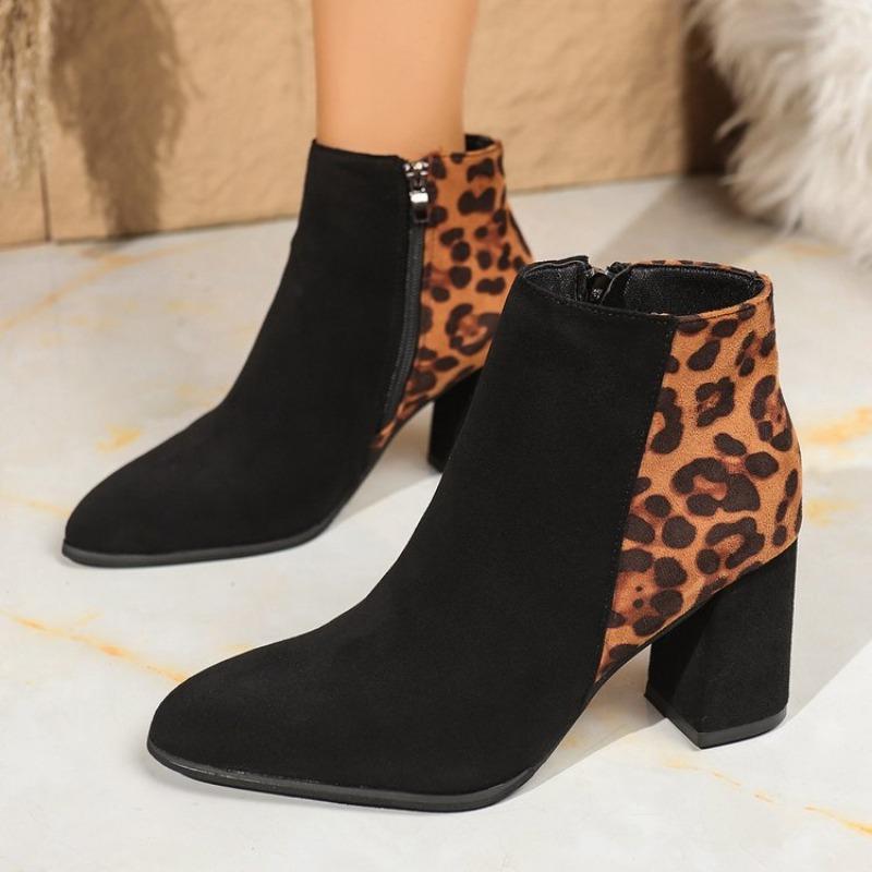 Stivaletti da Donna Taglie Forti con Stampa Leopardo, Scarpe Stile Martin con Tacco Basso e Zip Laterale