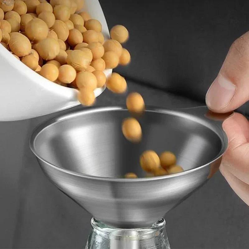 5 STUKS Roestvrij Staal Trechters Set Voedselkwaliteit Metalen Trechters Met Schoonmaakborstel Voor Het Vullen Van Flessen Keuken Olie Vloeistof Filter Gereedschap