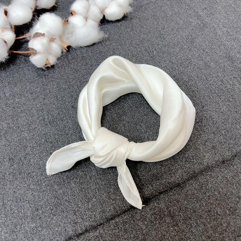 Japanese Sweet Silk Chiffon Silk Scarf Tie-Dyeing Blue Dyeing Grass And Wood Hand-Dyeing Special White Natural Material Scarf