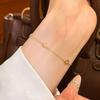 Armband med fyrklöver, pläterat med äkta guld på nysilver: Elegant, Mångsidig Design för Kvinnor