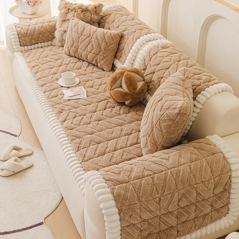 2026 Autumn/Winter Plush, Non-Slip Sofa Cover & Thick Velvet Cushion for Leather Sofas