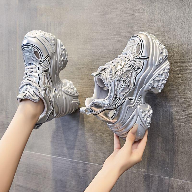 New Trending Chunky Platform Sneakers Niche Design Women's Athletic Shoes for Casual Outfits