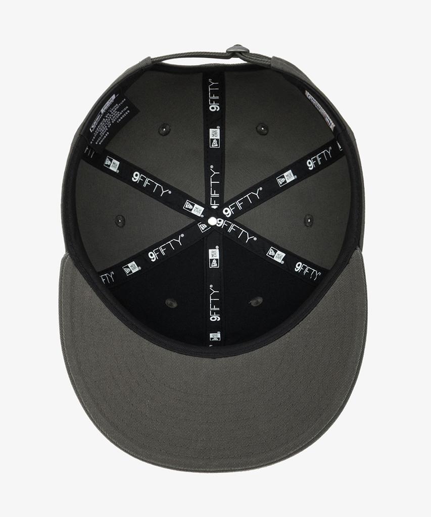 New Era Mlb Cooperstown New York Yankees Big Logo Retro Crown Strapback Dusty Charcoal
