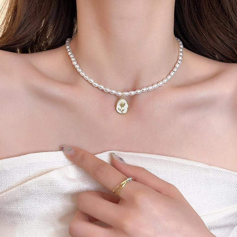 

Ожерелье из барочного жемчуга для женщин Простая цепочка на ключицу Белые чокеры Свадебные украшения