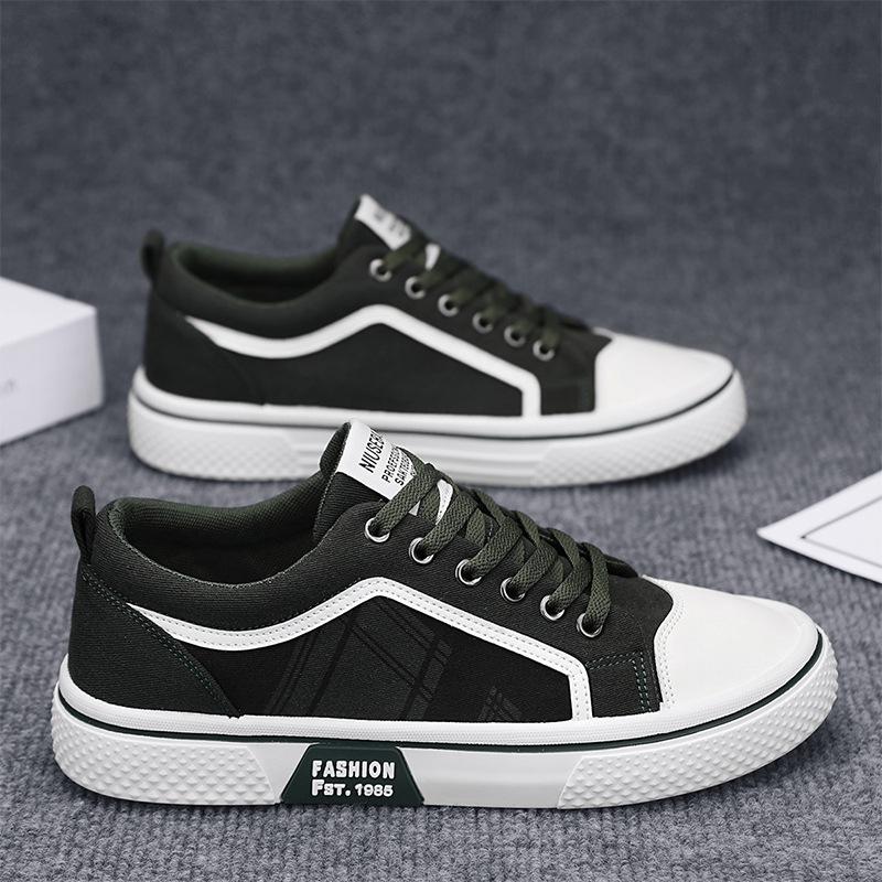 

Large size canvas shoes men s shoes summer new casual shoes lightweight and versatile low-top cloth shoes breathable and wear-resistant board shoes 39