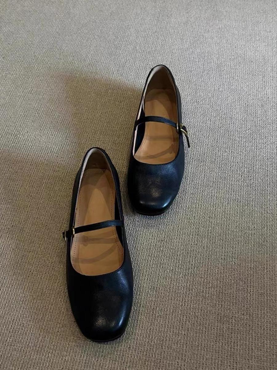

Blue Cabinet~ Korean-style daughter gold retro style round head one-word buckle red ballet Mary Jane shoes commuter flat shoes 40
