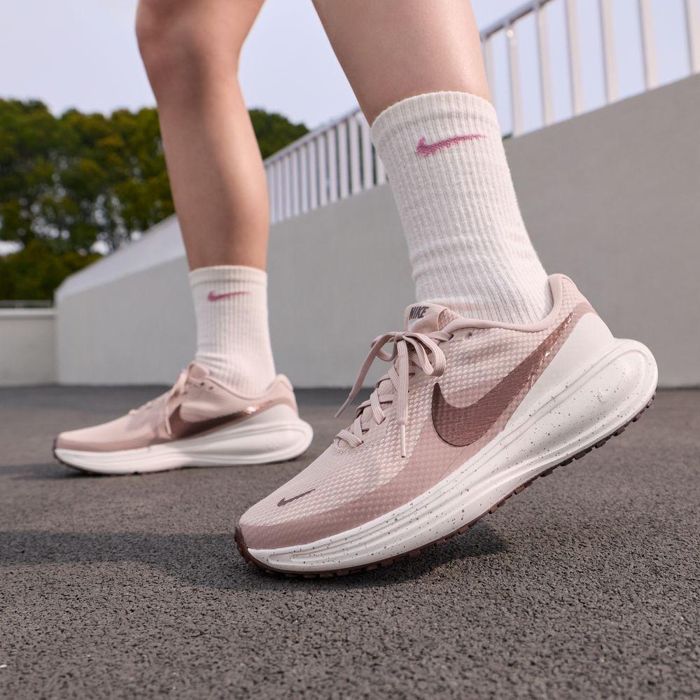 Nike Unisex Revolution 8 Comfortable Fabric Cushioning Abrasion Resistant Bre Cm