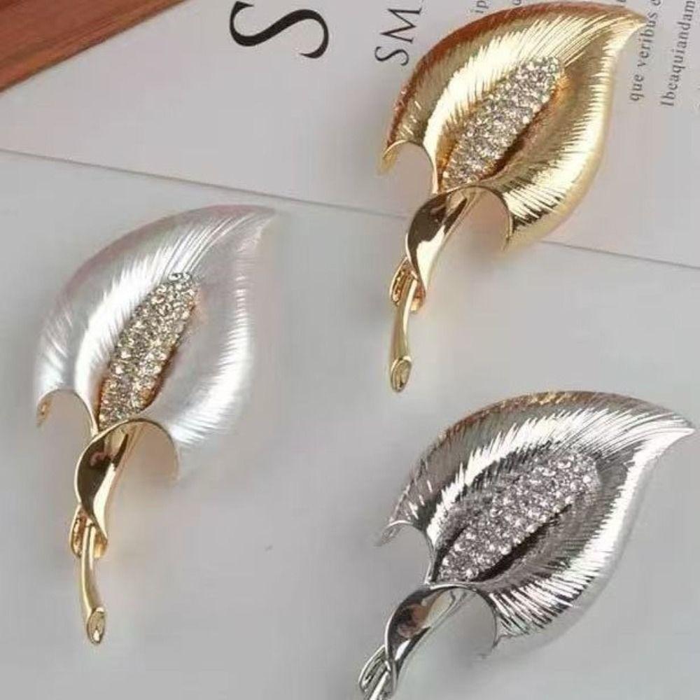 Zinc Zinc Alloy Metal Flower Brooches Jewelry Accessories Women Brooch Fashion Exaggerated Brooches  Daily