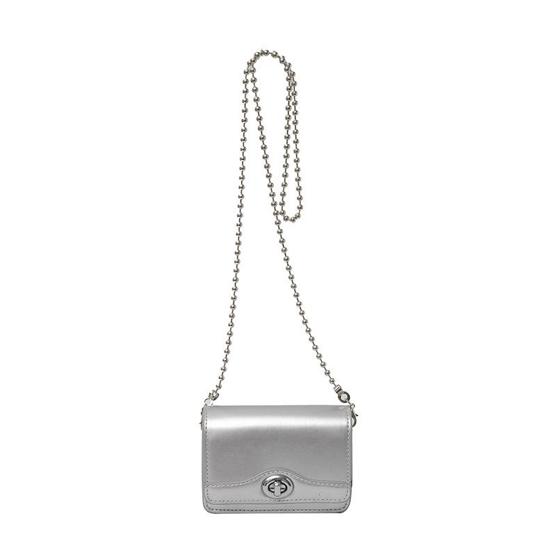

Spring/Summer Kids Crossbody Bag - Euro-American Fashion, Socialite Style, Simple Lock Design, Chain Strap, Compact Square Lipstick Bag for Women серебряный