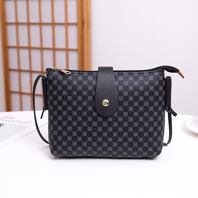 Retro polka dot printed buckle shoulder crossbody bucket bag new versatile fashion large capacity women's bag