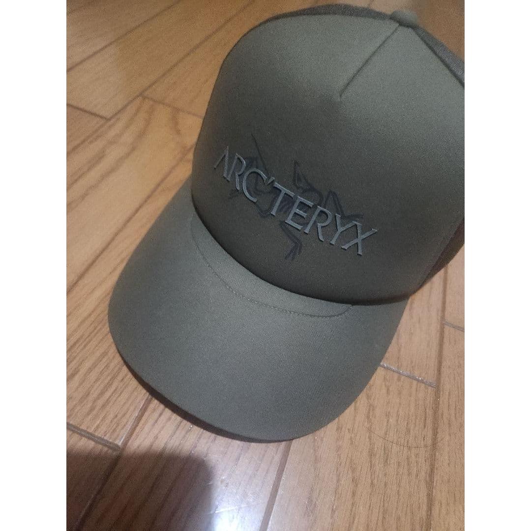 Used ARCTERYX Bird Word Trucker Cap L/XL
