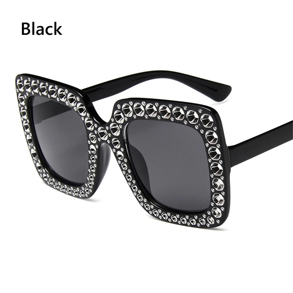 Crystal Rhinestone Frame Sunglasses for Women Vintage Cat Eye Sun glasses Sparkling Star Sunglasses Fashion Mirror Shades