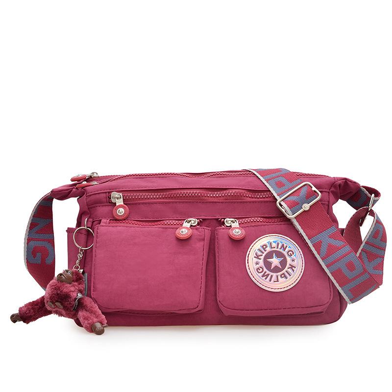 

Легкая женская сумка кроссбоди с несколькими молниями для весны и лета, водонепроницаемая сумка кроссбоди, сумка на одно плечо розы красного