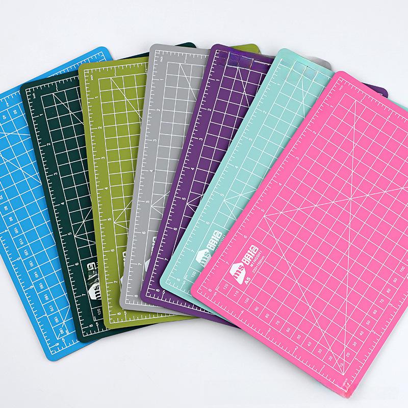 A3/A4/A5 Multi-Layer Black Core Cutting and Engraving Pad for Arts, Crafts, and Writing