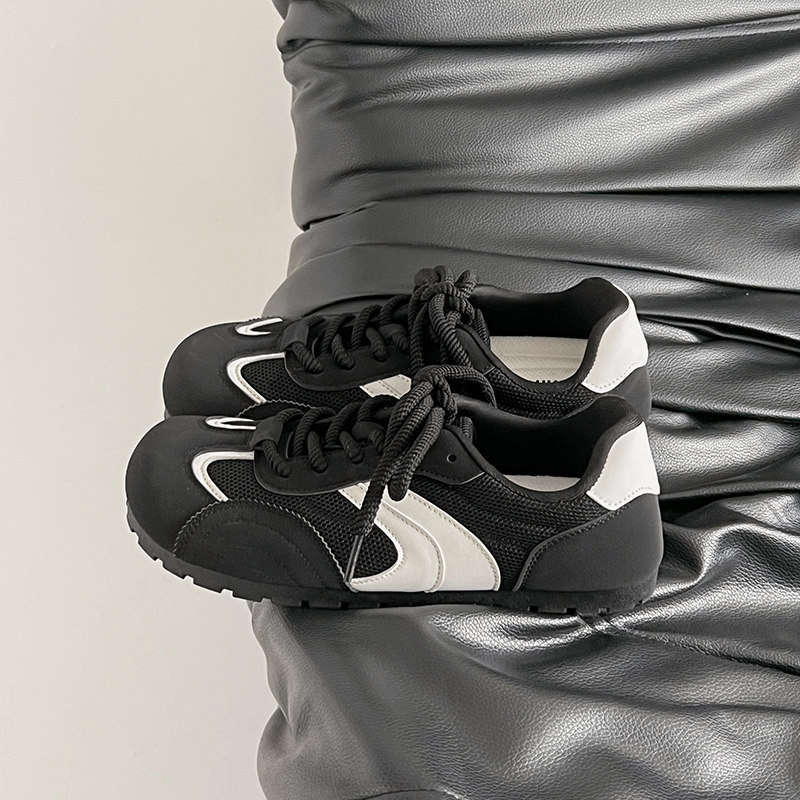 Board shoes casual versatile spring and autumn 2025 new great-looking moral training shoes women's breathable thin-soled sports shoes white shoes