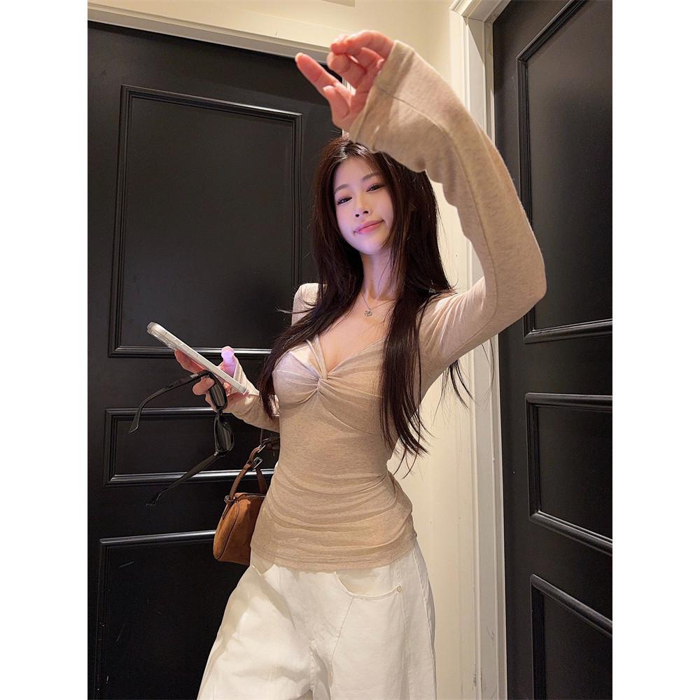 Korean Style Twisted V-Neck Slimming Long-Sleeve T-Shirt for Women - Spring/Autumn 2026 Spicy Girl Collection