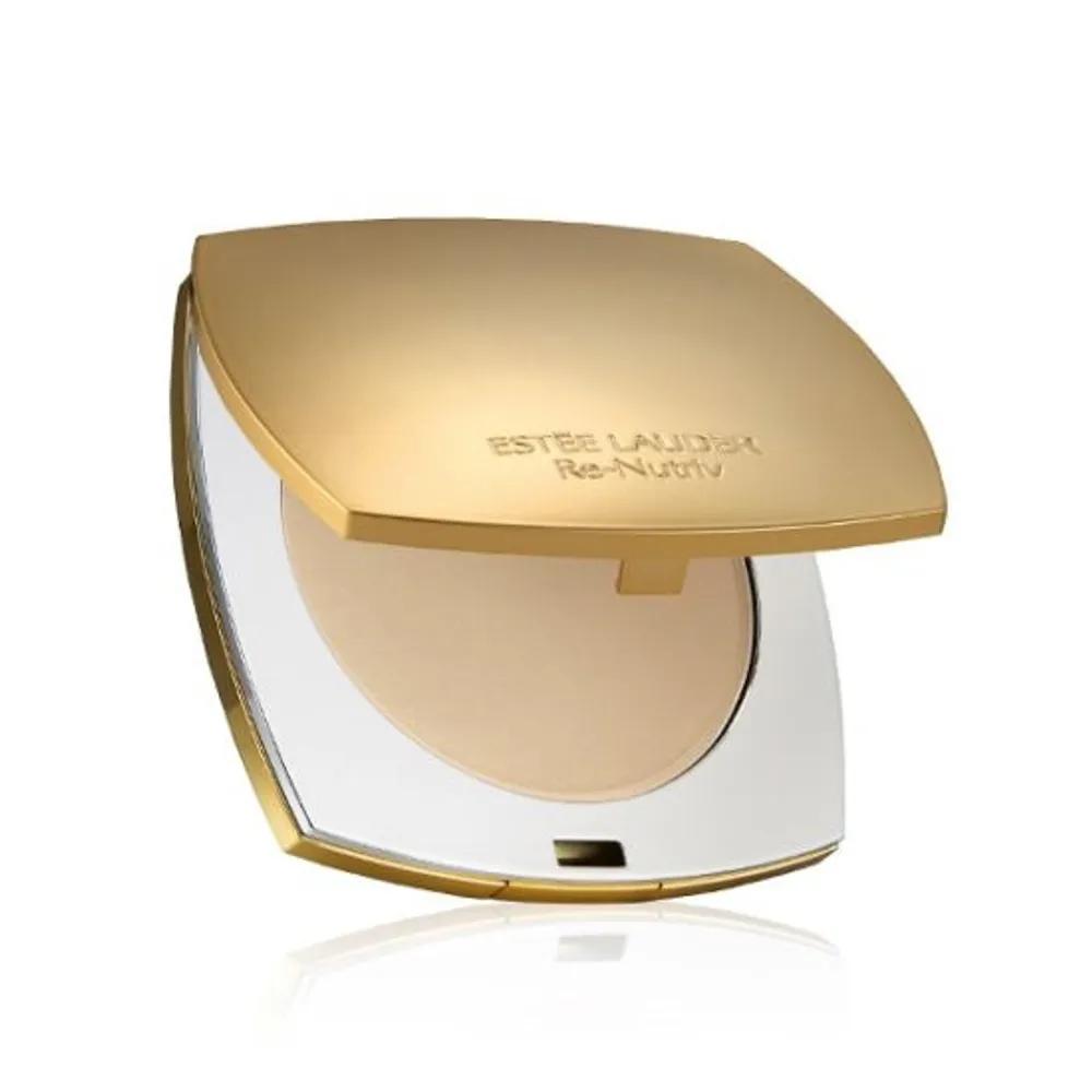 

Re-Nutriv Ultra Radiance Powder Makeup SPF 16/PA+++ (Refill) Cool Porcelain