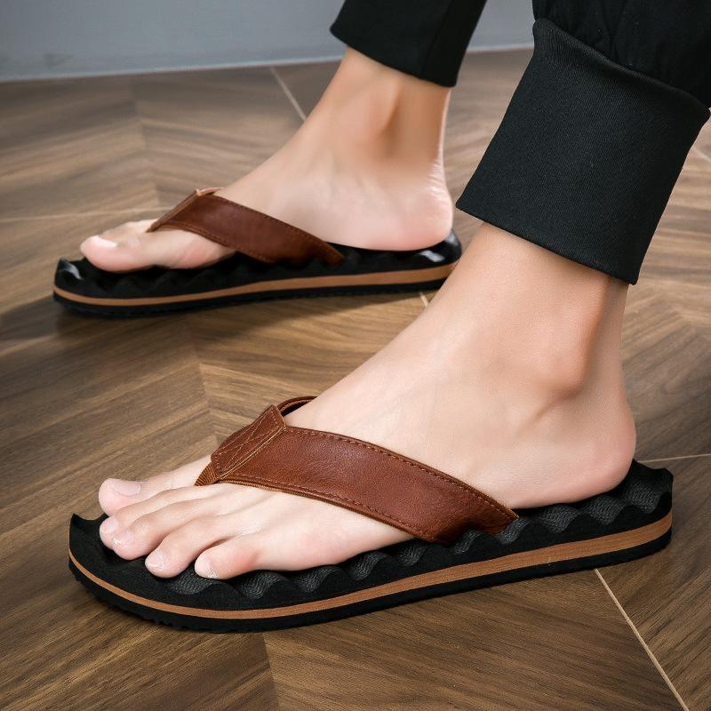 High Quality Men's Flip Flops New Fashion Slippers Outdoor Comfortable Soft Sole Beach Sandals Designer Sandals Claquettes Homme