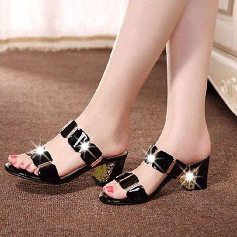 Off White On Word Outside Shoes Open Toe Indoor Rivet Women's Slippers and Ladies Sandals Low Heel Job Slides New Collection I Y