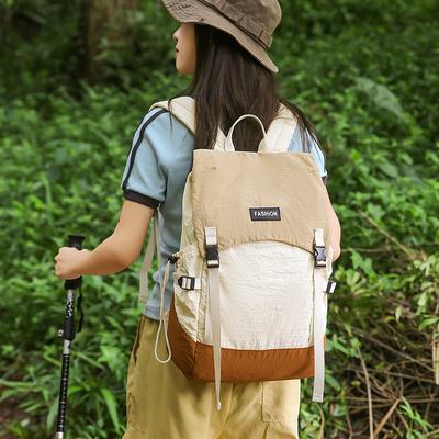 Backpack Lightweight Anti-splashing Commuter Mountaineering Bag Large Capacity Short-distance Travel Bag Color Matching College Student Schoolbag