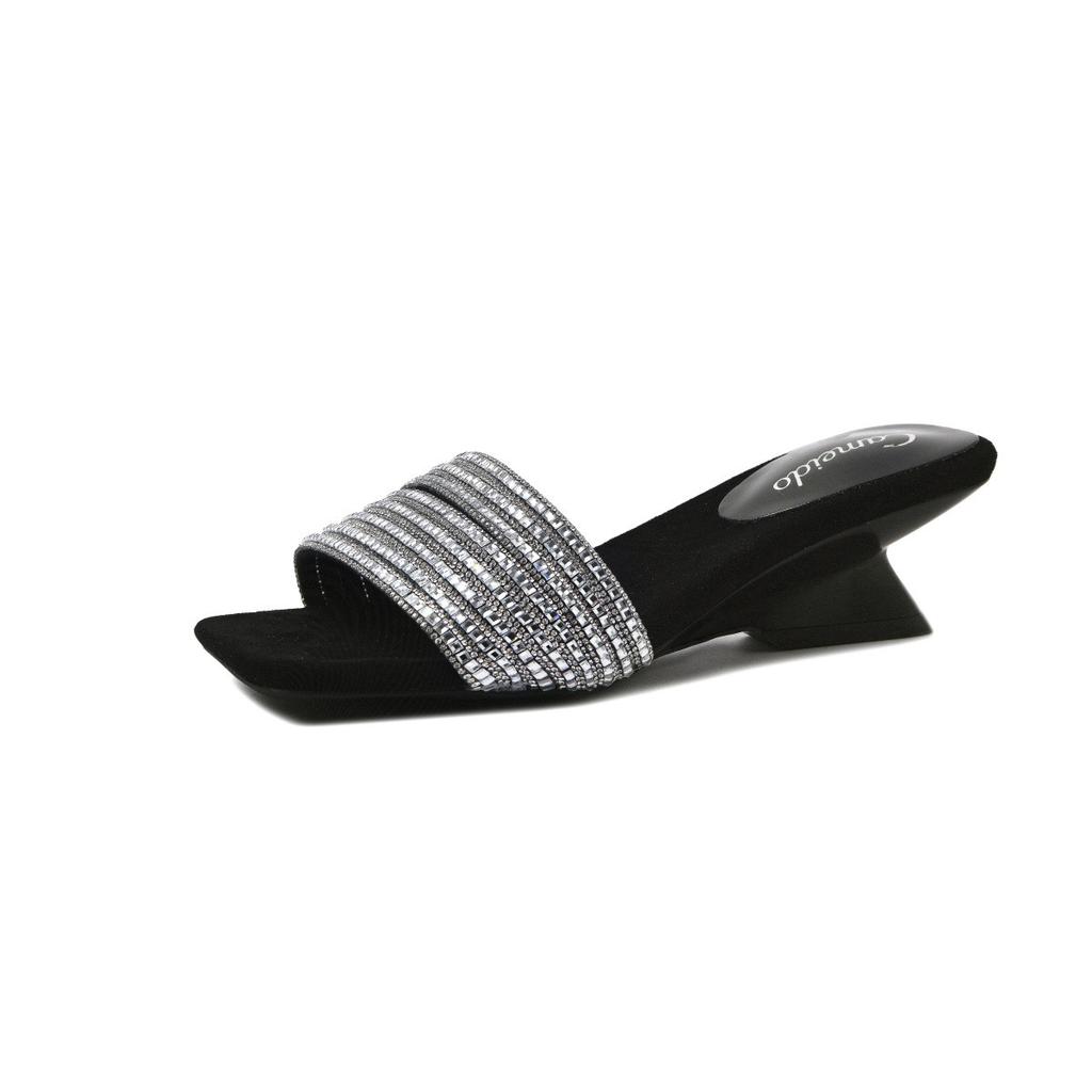 Exquisite square water diamond slope and cool slippers