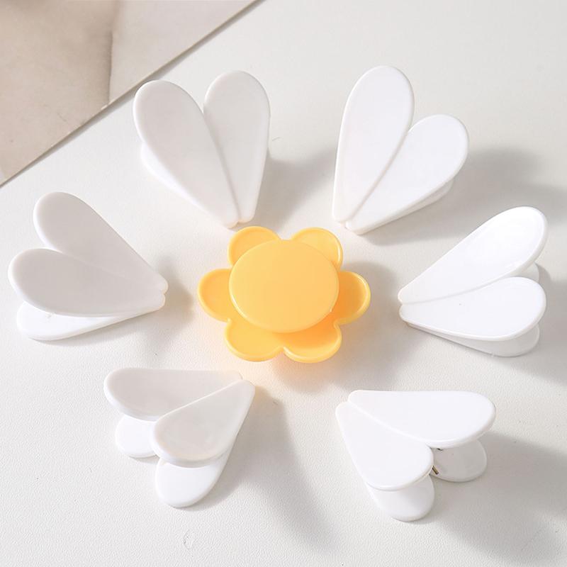1 Set Refrigerator Magnets Cute Set of Six Clips Snack Storage Daisy Shape Gift Home Decor Durable 3D Design Creative 9x9cm