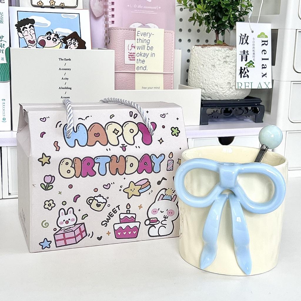 Send Girls Birthday Gifts, Girls' Heart Bows, Ceramic Mugs, Girlfriends' Practical Water Glasses, Souvenirs, Gift Boxes.