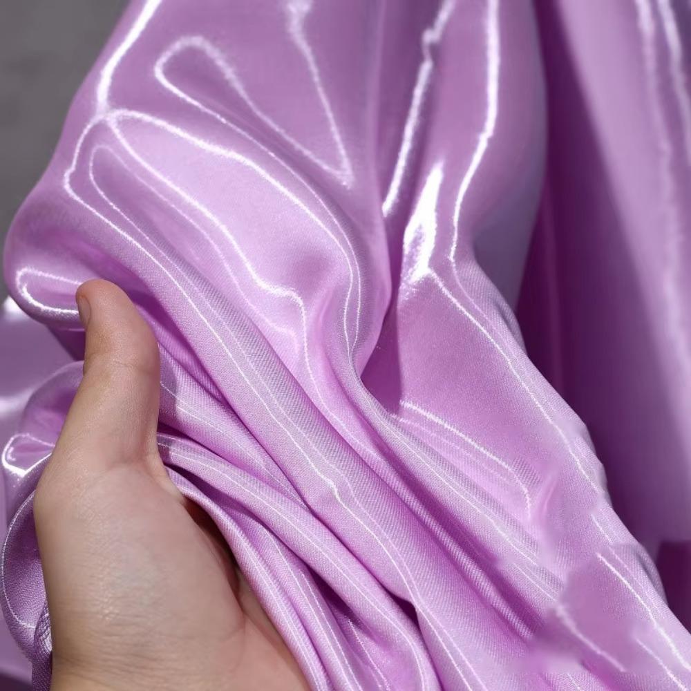

Polyester Liquid Water Satin Fabric Thickened Natural Reflective Crystal Silk Satin Flash Crisp Cloth Wedding Dress Decorative L фіолетовий