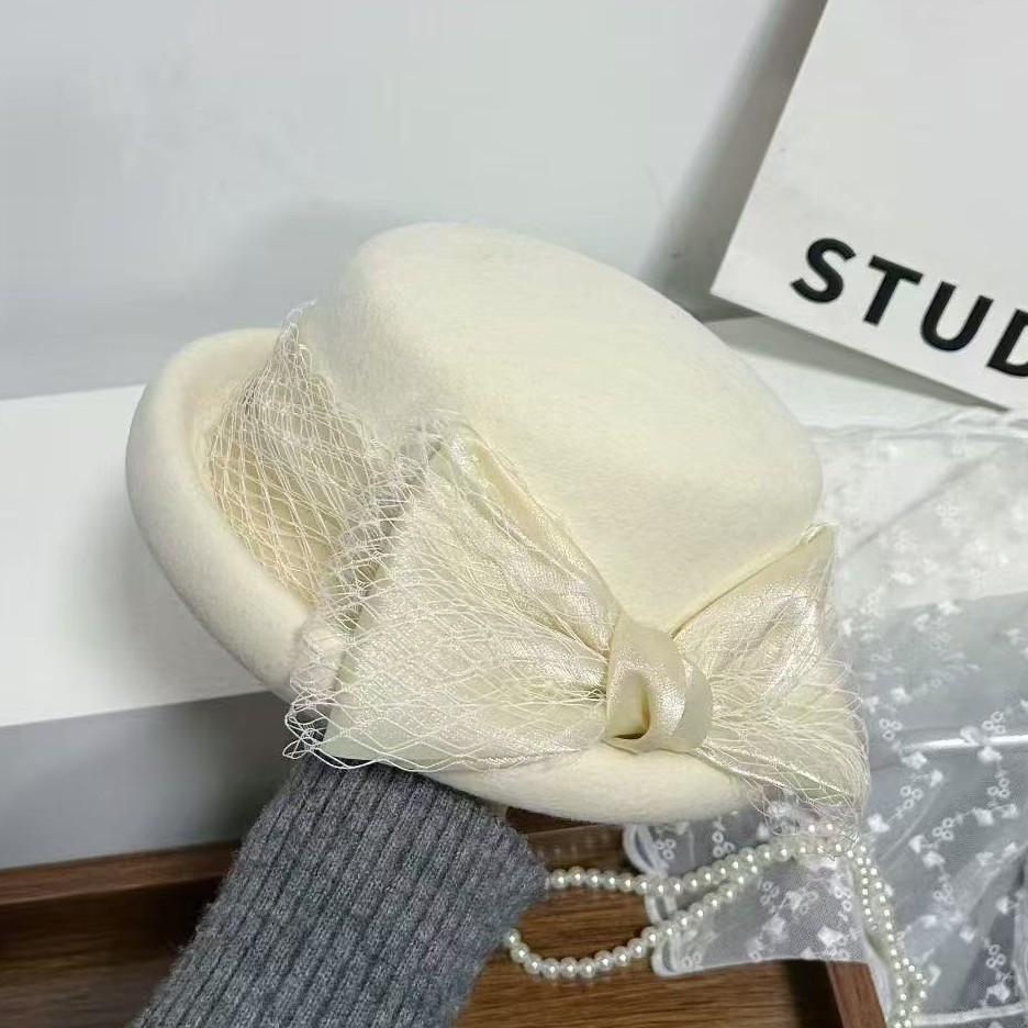 Light Luxury Winter French Crimped Woolen Top Hat Women's High-end Beret Gauze Elegant Basin Hat Shows the Face Is Small and Versatile