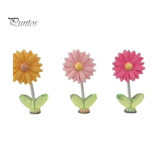 Small Car Dashboard Figurine Spring Wobbly Flower Ornament, Shaking Head Sunflower Interior Decor, Cute Decorations for Rearview Mirror And