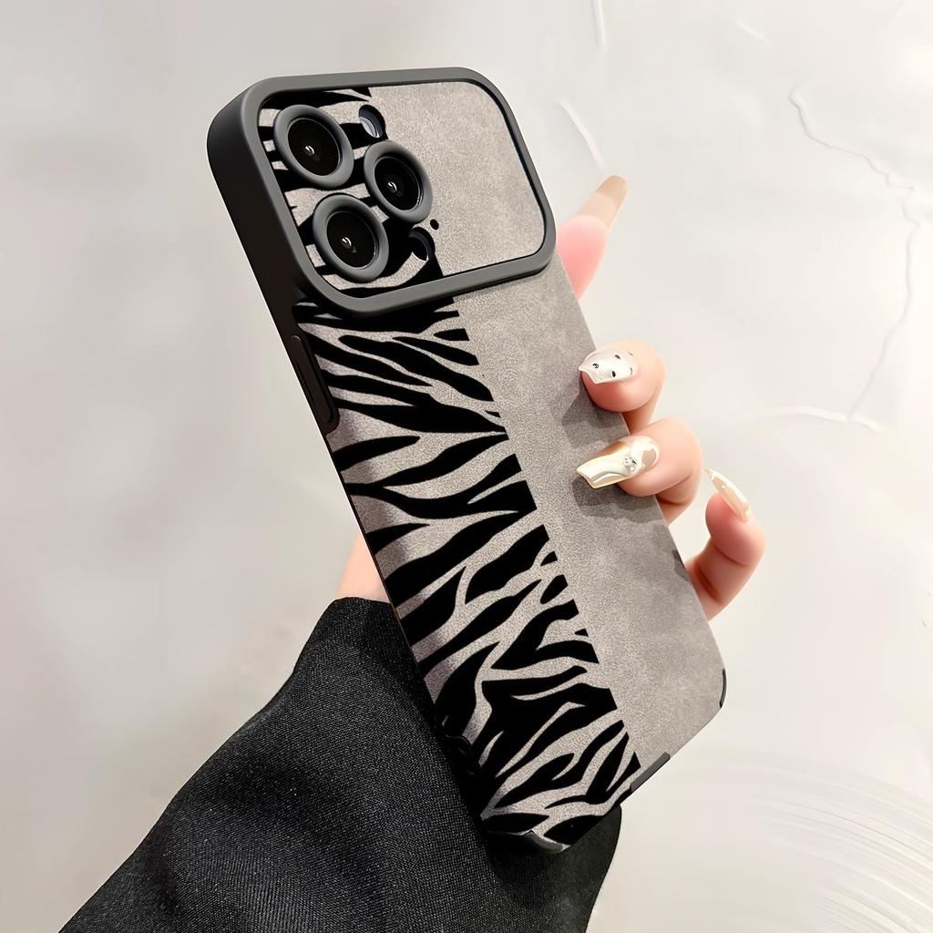 Winter ins zebra pattern sheepskin, suitable for Apple 17promaxs mobile phone case iPhone15pro simple model
