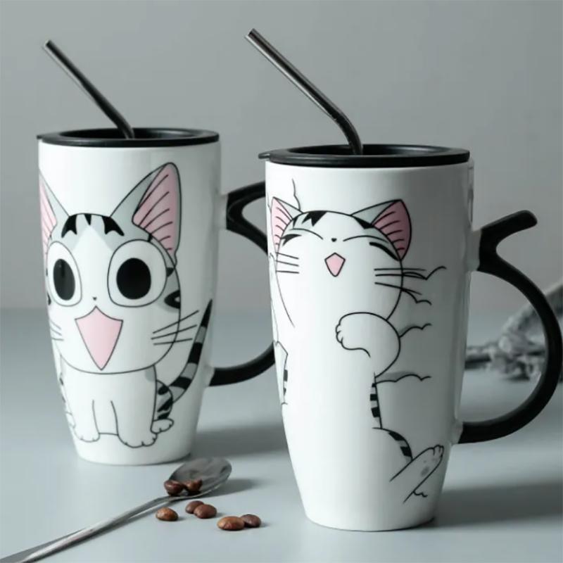 Creative Cute Cartoon Ceramic Cup Milk Coffee Mug Personality Couple Large Capacity Drinking Cups with A Spoon.