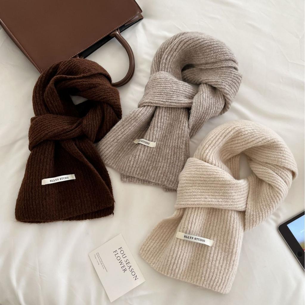 Manufacturer's homemade wool blended solid color wool scarf female winter white new student couple simple knitted scarf