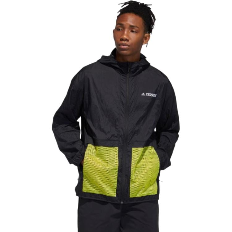 Adidas Jackets Men's Black Hooded Moderate Other GN7601