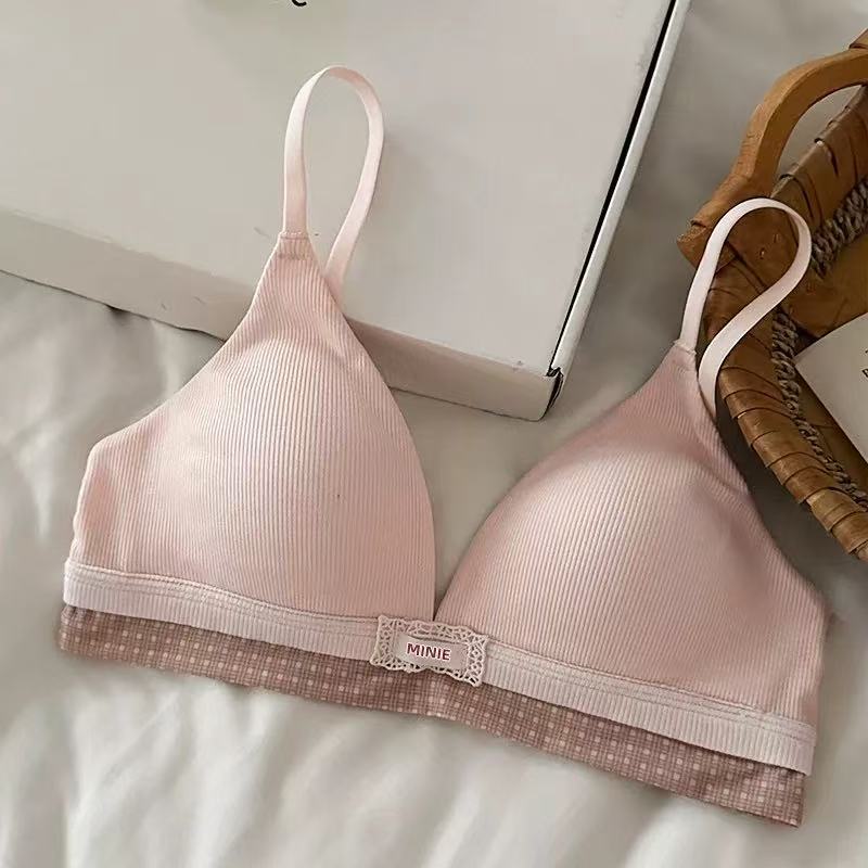 Plaid splicing polka dot thin triangular cup without steel ring to gather small breasts, double breasts, anti-sagging bra set