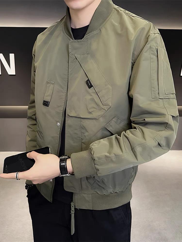 Stilvolle Bomberjacke für Herren: Frühling/Herbst 2025 - Trendig, High-End, Lässiger Baseball-Stil