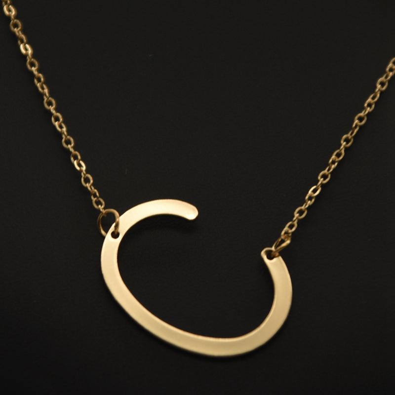 Kvinne 26 engelske bokstaver Ornament Ripple Chain Personlig brevkjede