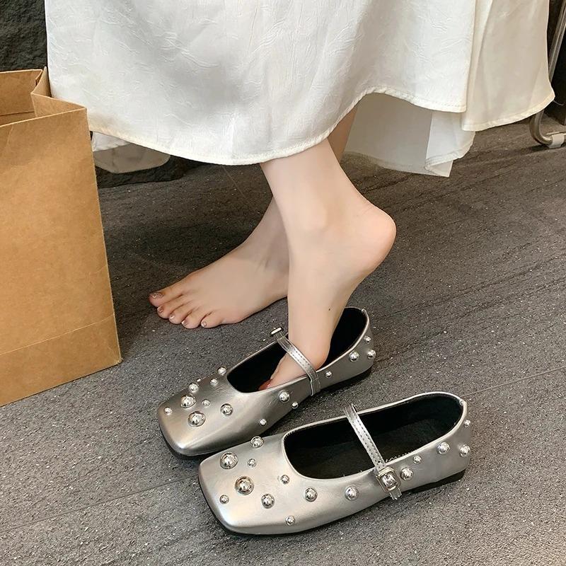 Módní dámské podzimní nové mělké slip-on baleríny s hranatou špičkou a cvočky, měkkou podrážkou, protiskluzové, nízké, jednodílné boty