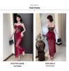 Sinnliches rotes Spitzen-Taillenbetonendes Camisole Abendkleid