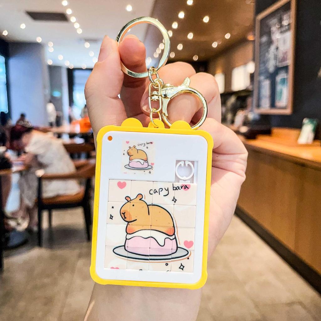 Picabala Handheld Jigsaw Puzzle Keychain: Educational Toy and Stress Reliever for Students and Children.