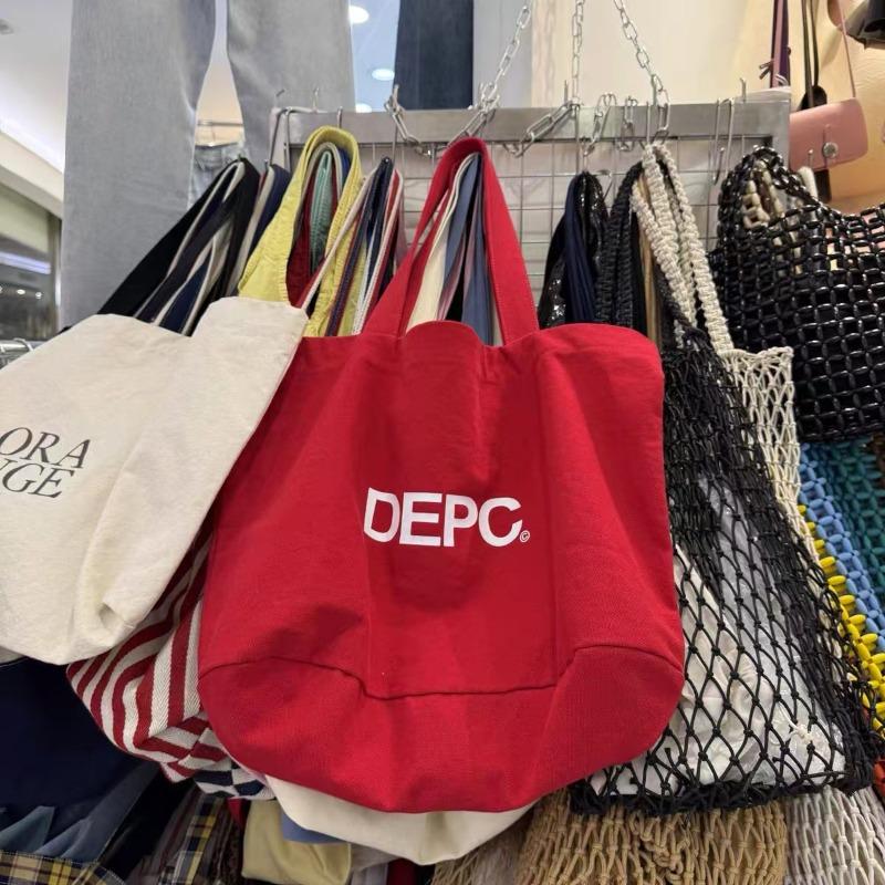 

New multi-color printed alphabet canvas bag large capacity tote bag commuter versatile shoulder bag women красный