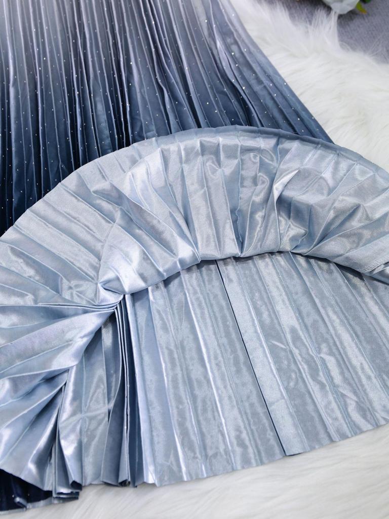 Women's Spring/Summer Elegant Pleated Skirt with Rhinestone Gradient Design