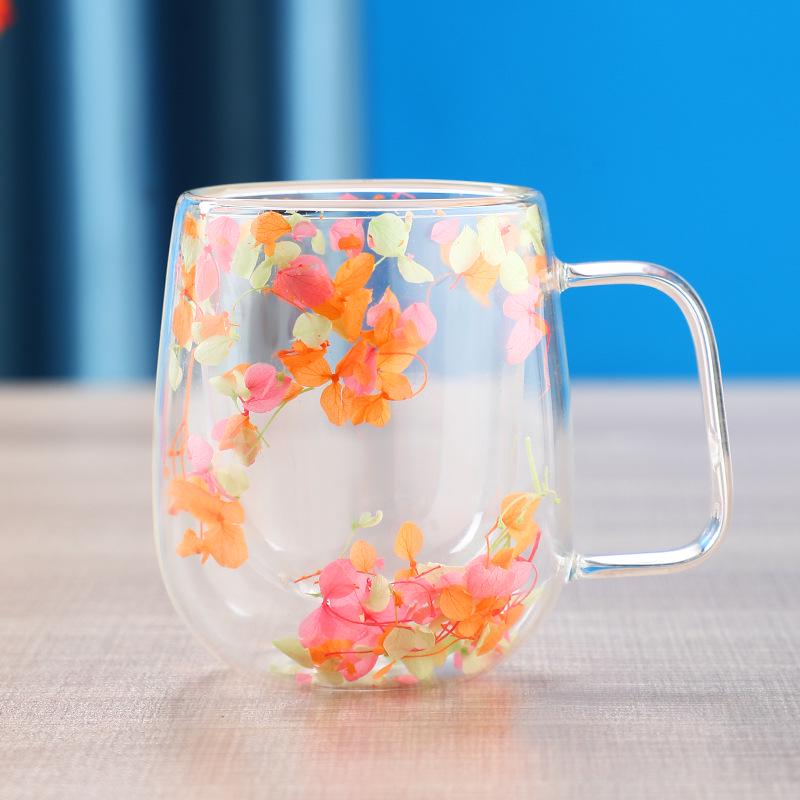 High-Value Double-Walled Glass Cup with Real Dried Flowers