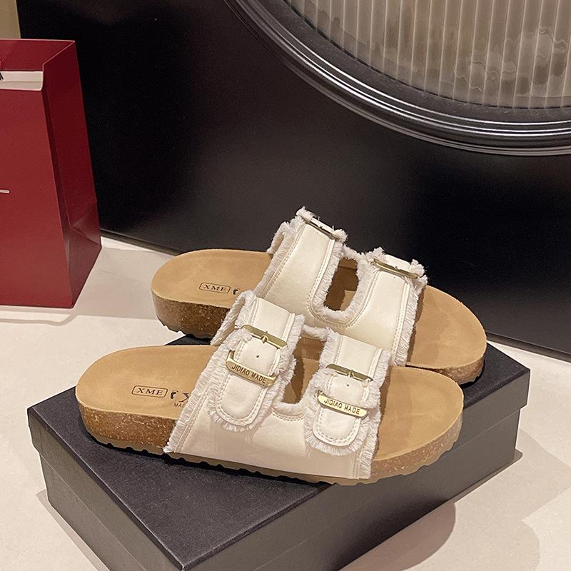 Casual outerwear soft-soled Boken slippers 2025 summer new double-breasted one-word slippers women's retro versatile beach shoes