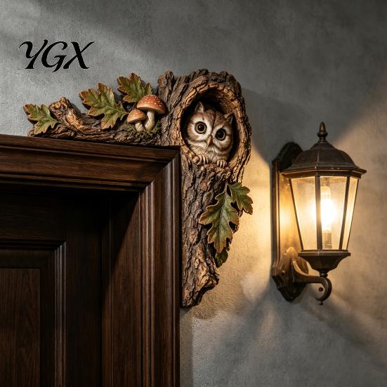 Woodland Door Frame Decor Chipmunk Tree Topper, Squirrel Owl Wooden Sign, Funny Whimsical Unique Housewarming Gifts for Her Animals Corner Ornament,