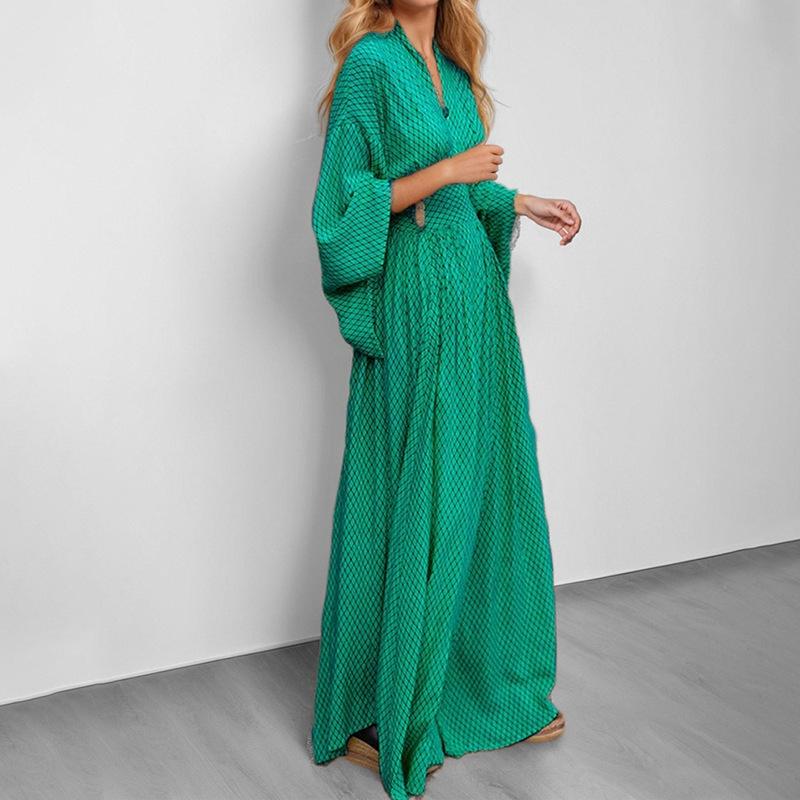 Summer Temperament, Elegant and Fashionable Sexy Solid Color Dress for Women