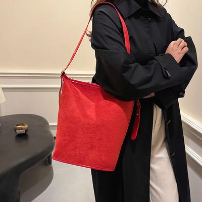 2025 New Fashion Versatile Suede Autumn and Winter Bucket Design Commuter Handheld Shoulder Underarm Bag Tide