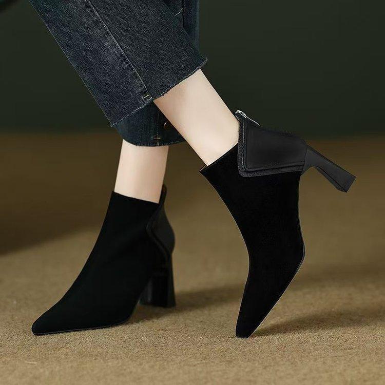 

New retro temperament frosted high-heeled small short boots 2024 autumn and winter new thick-heeled pointed short women s boots Martin boots 34 чёрный