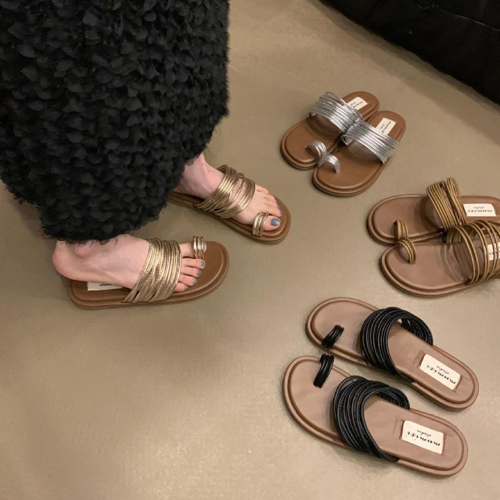 Niche Design Set Toe Cool Slippers 2025 New Summer Wear with Skirt Seaside Flat Bottom Square Head Roman Sandals