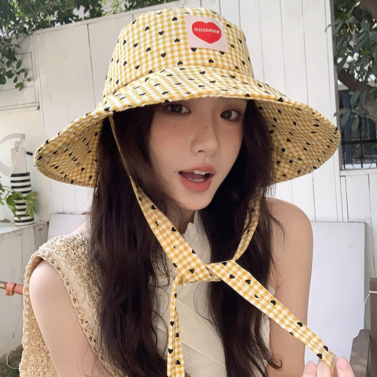 My Extreme Outdoor Activities Women's Yellow Sweet Plaid Fisherman Hat For Summer Wide Brim Sunshade Black Love Heart Basin Cap Girls Travel Beach Lacing Hat